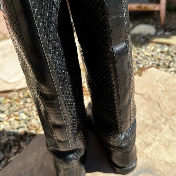 Stephanie Kelian Weave Leather Boots - Picture 4 of 8